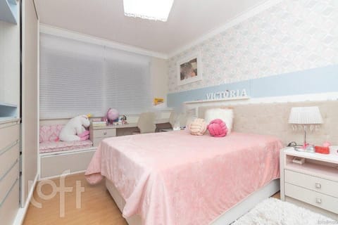 Image 19 - 232647